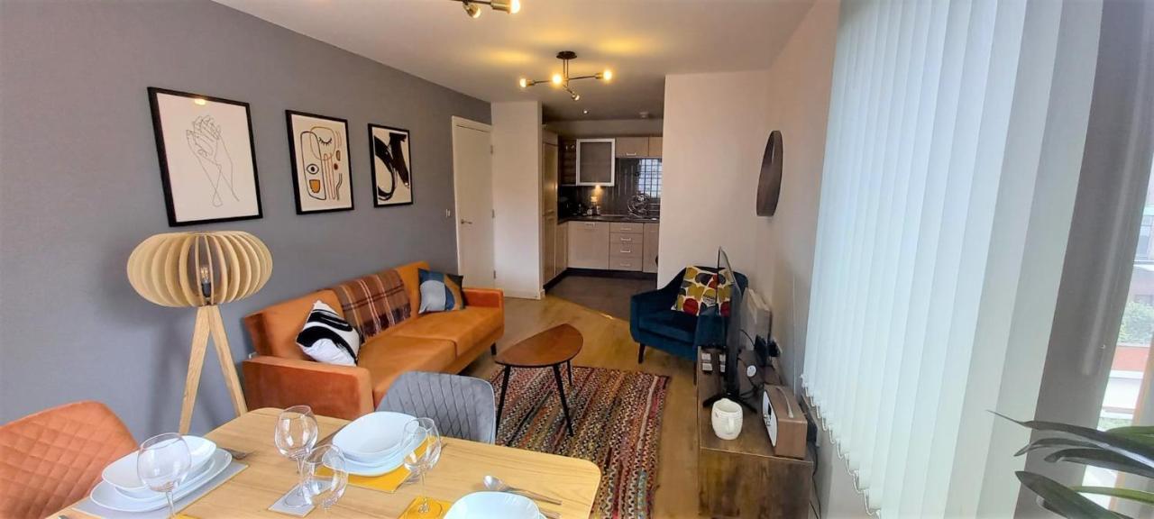 Stunning Modern Coventry City Centre Apartment Exterior foto
